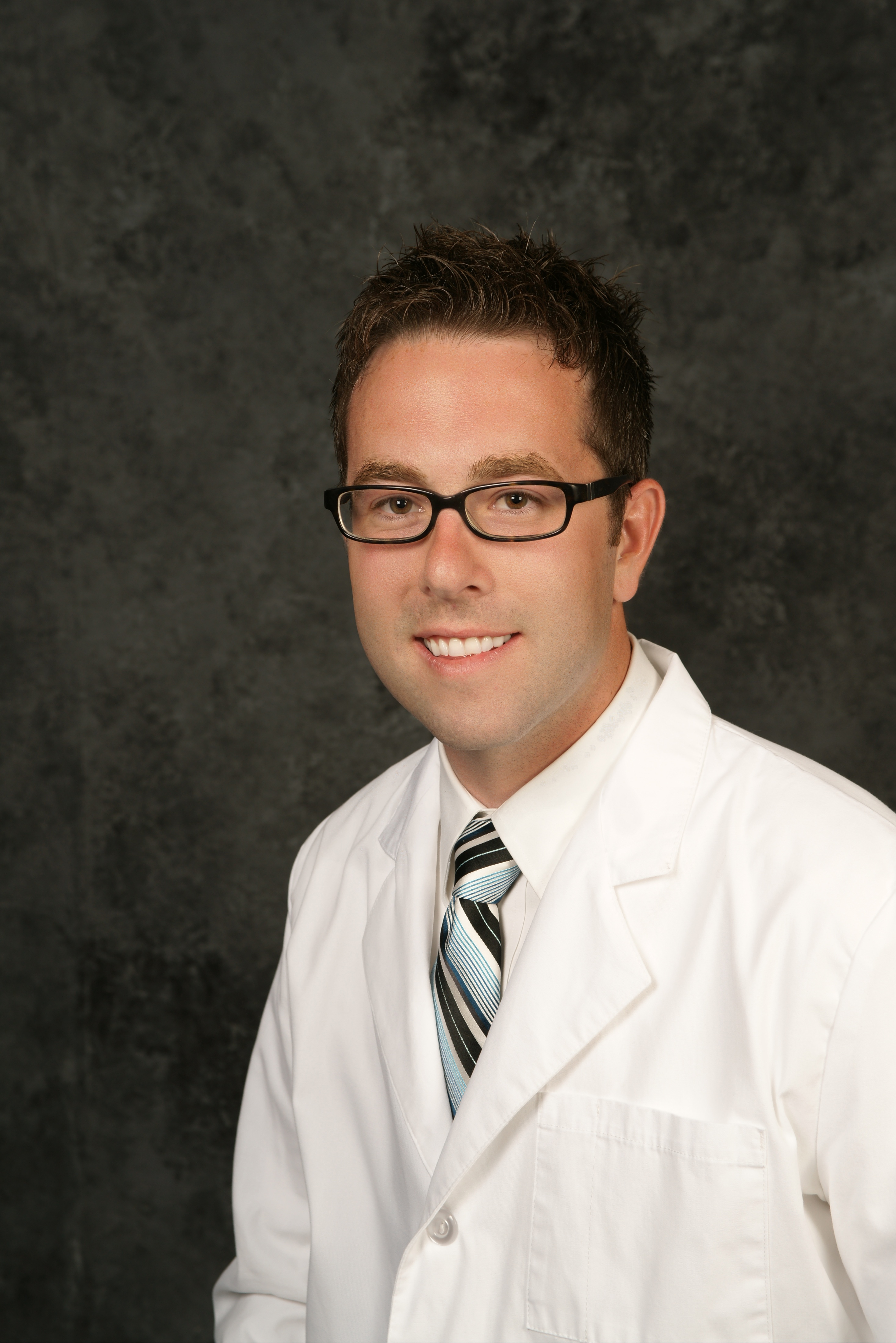 Xlibris Author Lundon Albrecht