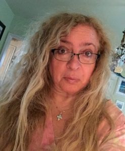 Xlibris Author| Deborah Radwan, To Lie Down With the Sea 